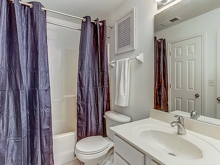 1338 Harbor Park Dr — Photo 5