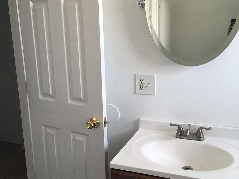 134 Belmont Dr — Photo 6