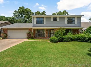 7033 E 99th St, Tulsa, OK 74133