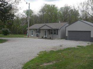209 N Elm St, Urich, MO 64788