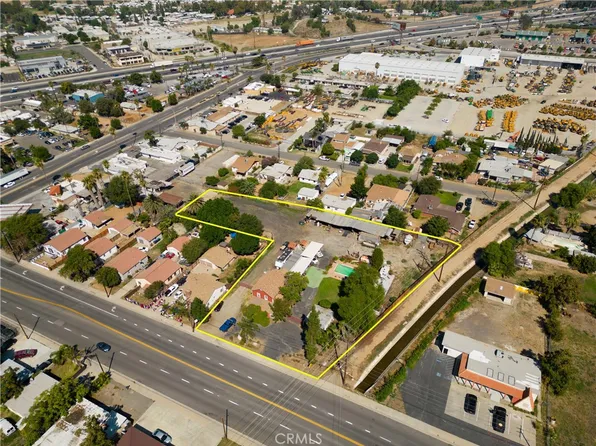 1213 Center St #45, Riverside, CA 92507