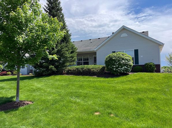 9337 Hickory Ridge Dr