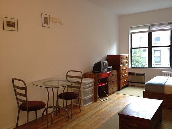 4th image of 336 E 82nd St APT 3B