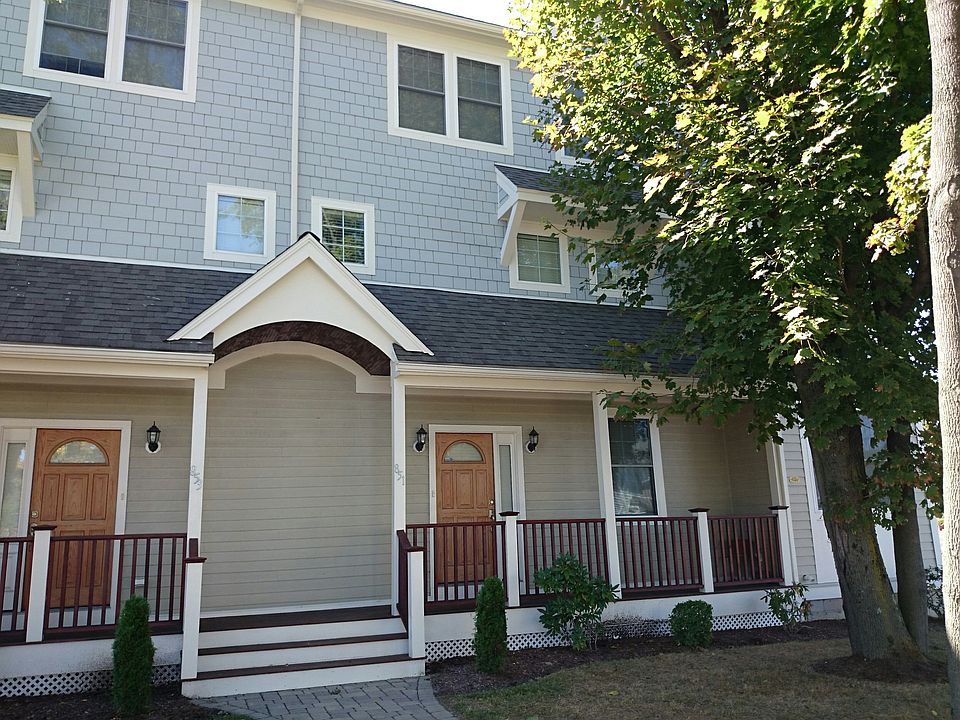 2nd image of 851 Adams St