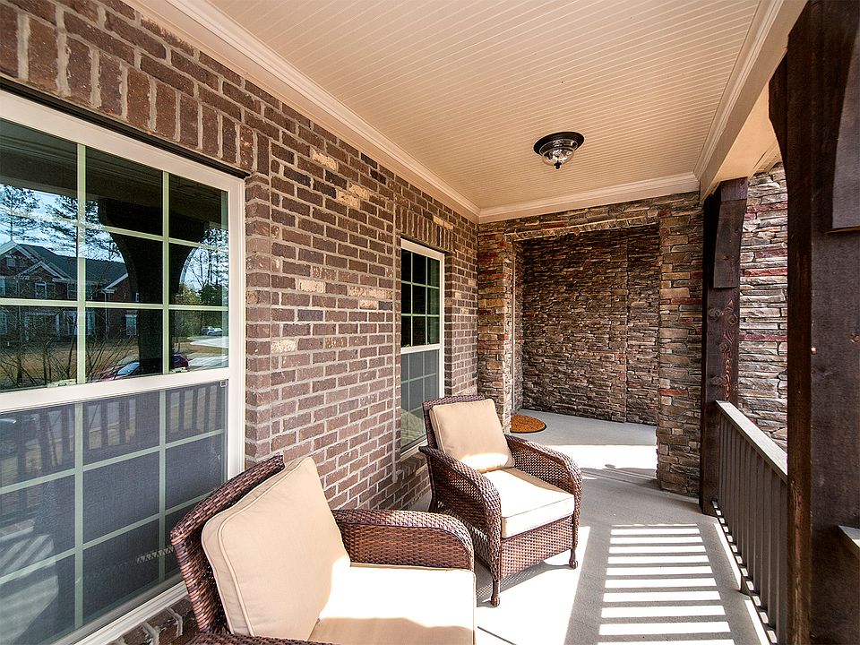 1st image of 13021 Avila Ct