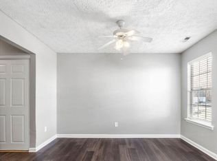 8228 Wynewood Ct, Raleigh, NC 27616