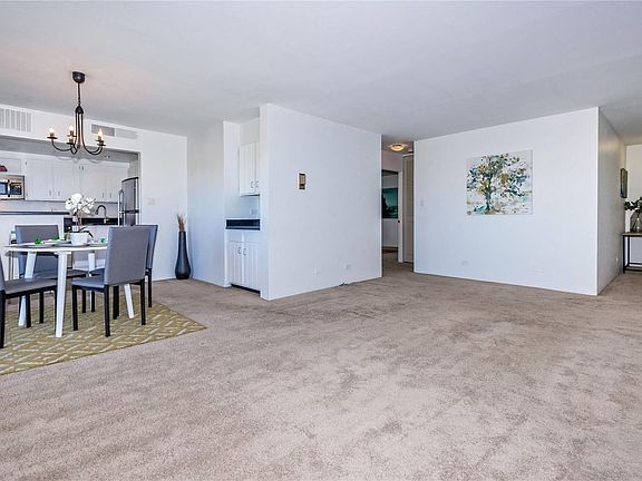 5th image of 700 N Washington St APT 801