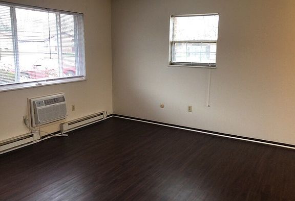 4th image of 5528 Fisher Dr