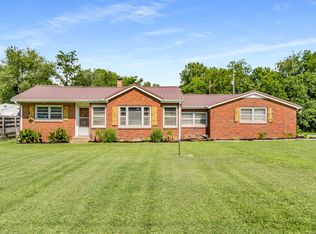 974 N Main St, Eagleville, TN 37060