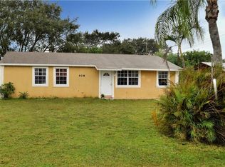 908 SE 8th St, Stuart, FL 34994