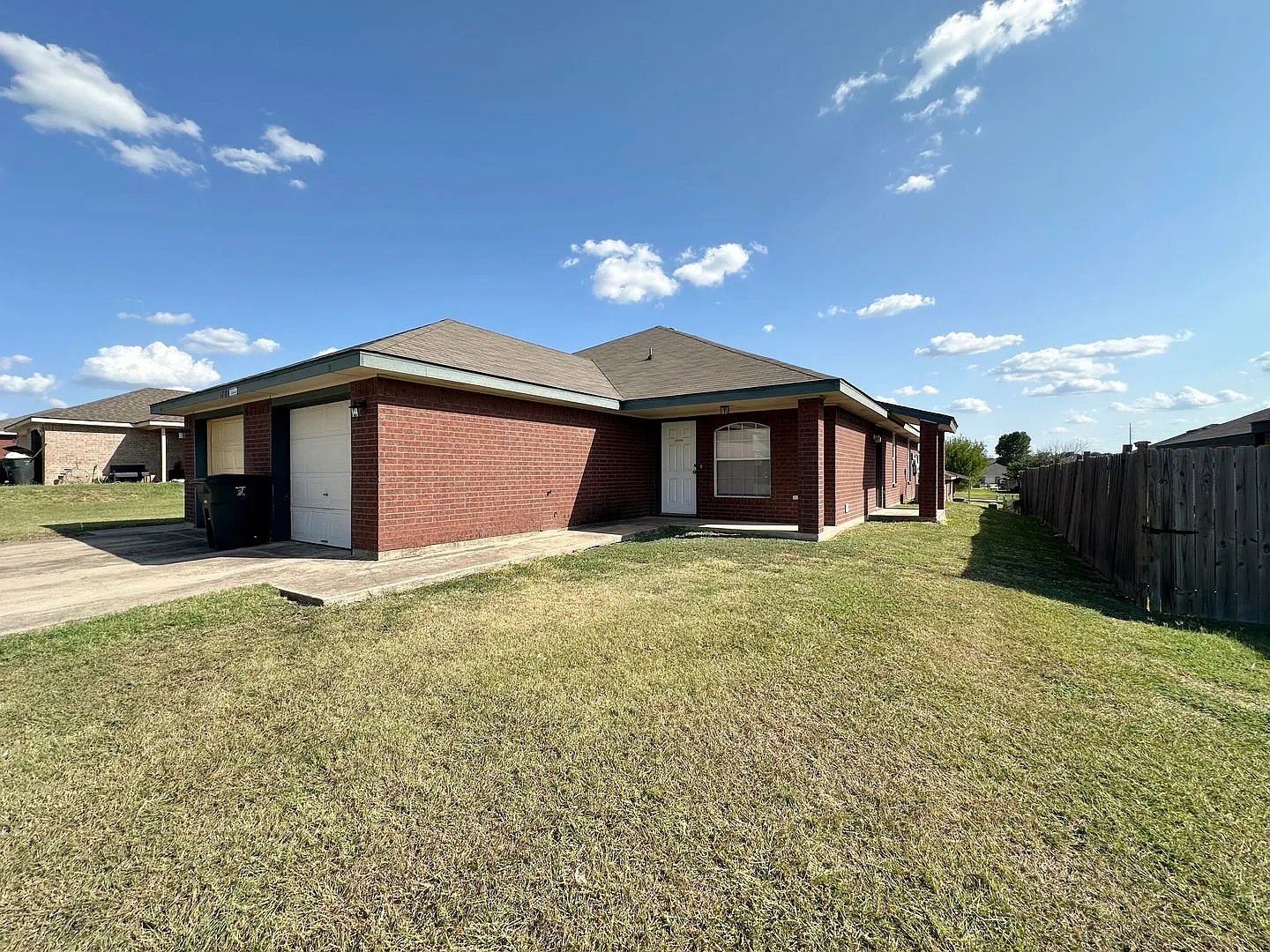 2706 Edgefield St — Photo 1