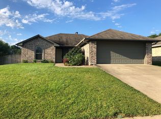 11635 Three Chimneys Dr, Flint, TX 75762