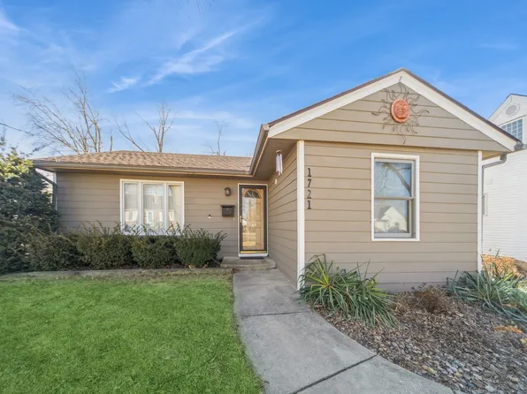 1721 57th Pl, Des Moines, IA 50310