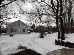 23 Charlotte St, Somerset, MA 02726