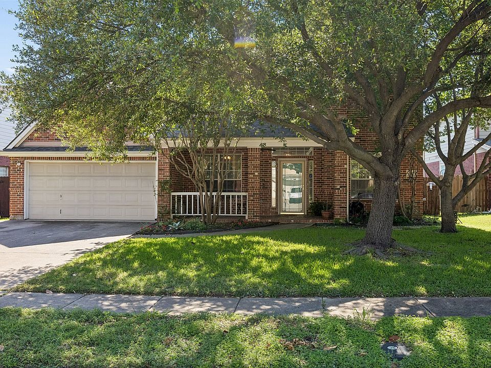 1st image of 112 Crystal Ct