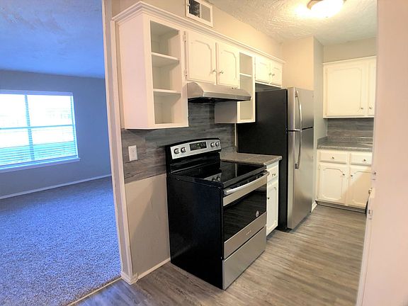 5th image of 301 Hal Muldrow Dr #7-708