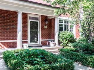 4264 Linden Tree Ln, Glenview, IL 60026