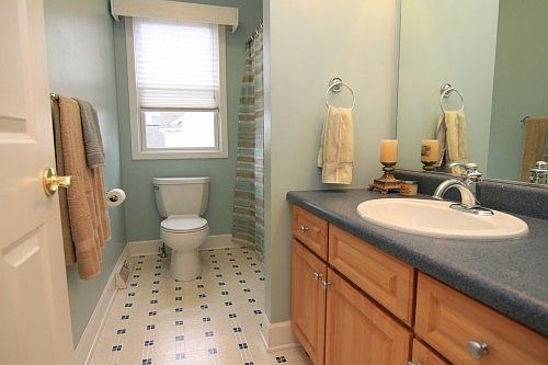 1st image of 16 Eleanor Ct