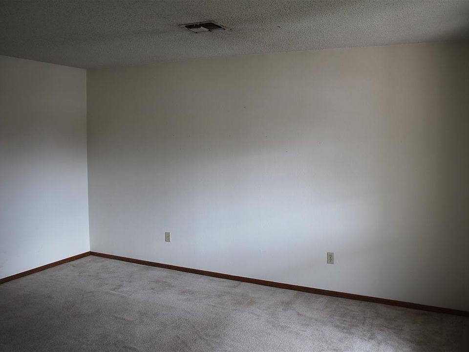 1st image of 7503 NW Morrocco Dr
