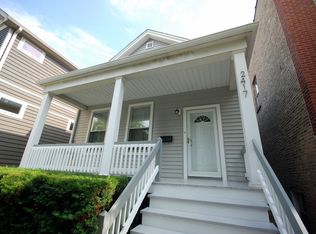 2417 W Winona St, Chicago, IL 60625