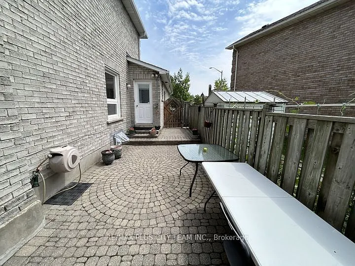 45 Jimston Dr #BASEMENT — Photo 18