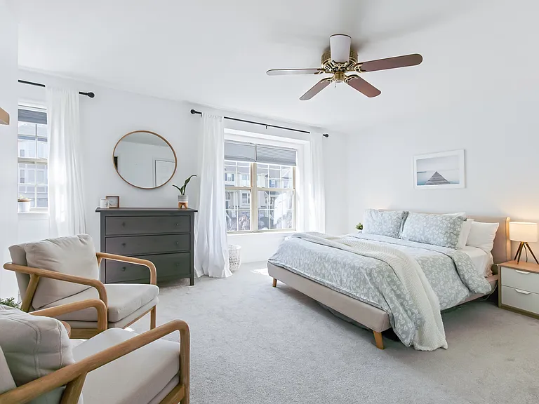 622 Royal View Dr — Photo 4