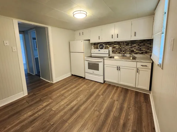 67 Center Ave Floor 2, Schuylkill Haven, PA 17972