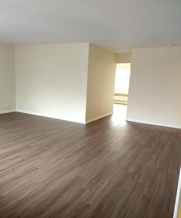 1st image of 8556 Skokie Blvd APT 1L