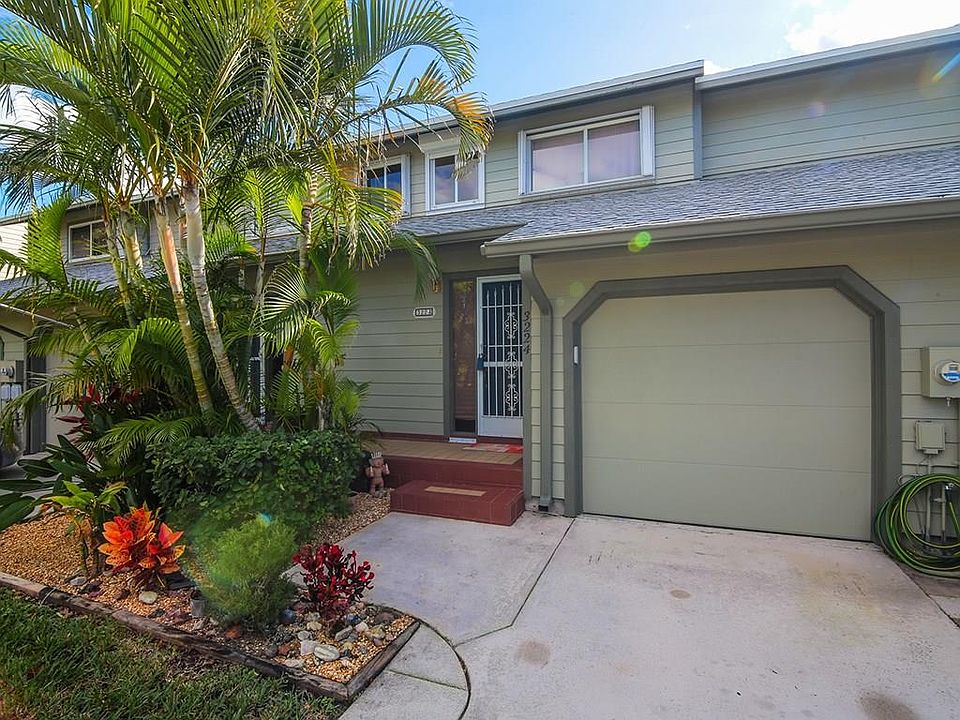 1st image of 3224 NE Holly Creek Dr
