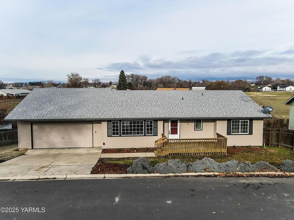 1st image of 518 Merclyn Ln
