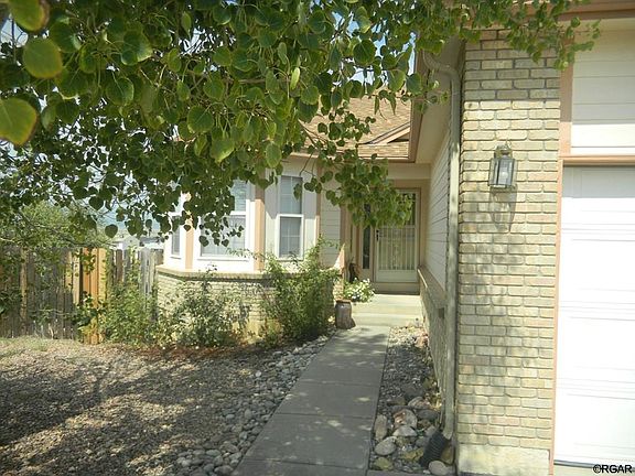 3rd image of 710 Pioneer Ln