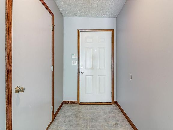 3rd image of 4441 Oneil Blvd APT D