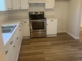 2041 Fiesta Dr