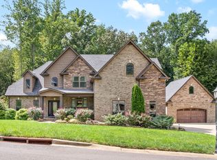 1690 Double R Blvd, Clarksville, TN 37042