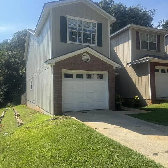 115 Woodrun Dr — Photo 2