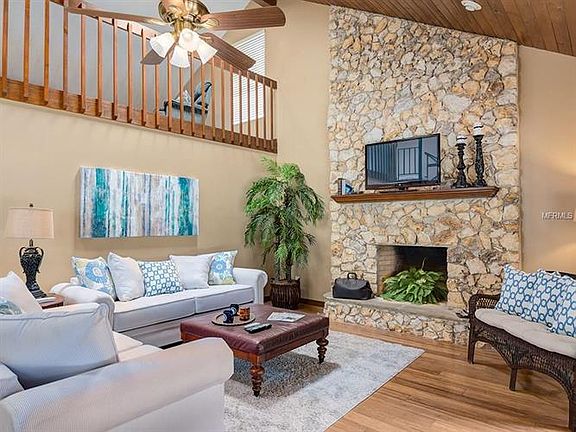 5th image of 3611 Wimbledon Dr
