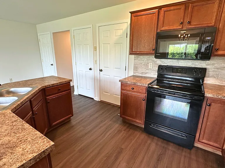 210 Mount Olive Ln — Photo 14