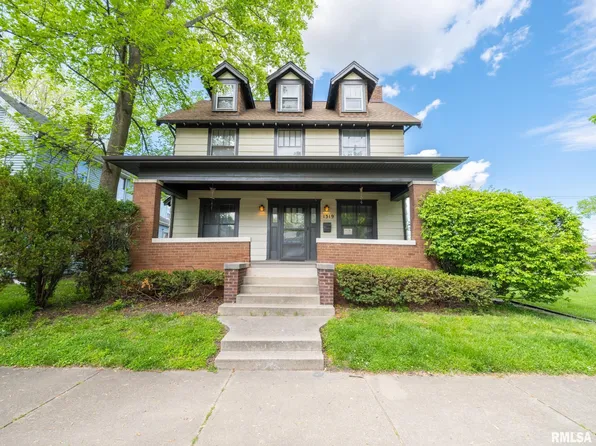 1319 W Barker Ave, Peoria, IL 61606