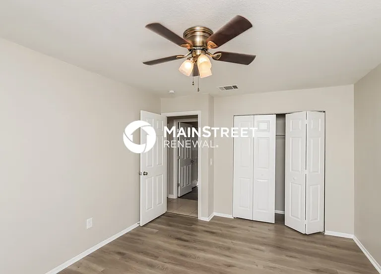 1391 Nolan St NE — Photo 7