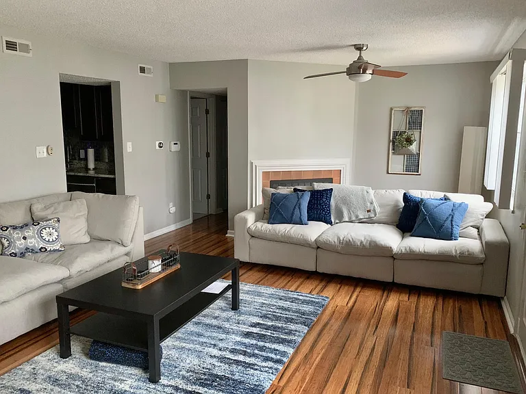 1437 Thrush Pl — Photo 5