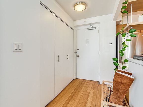 4th image of 100 W 39th St APT 40A