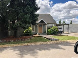 2618 Primrose St, Lebanon, OR 97355