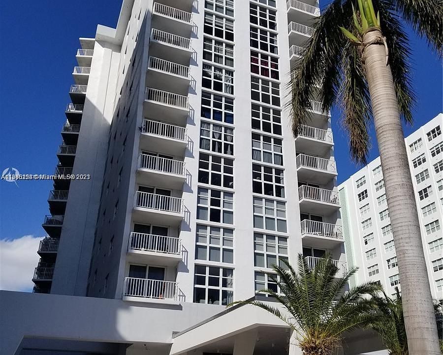 1st image of 1228 West Ave APT 1209