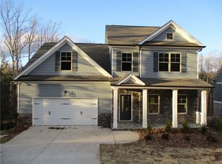 3833 Windsor Trl, Gainesville, GA 30506