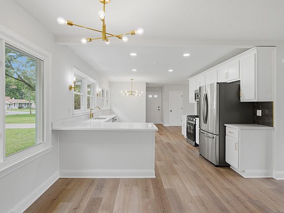 5th image of 5451 Marcella Rd