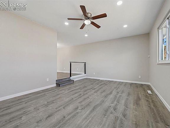 5th image of 1416 Prado Dr