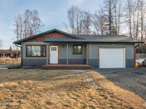 338 Lupine St, Soldotna, AK 99669