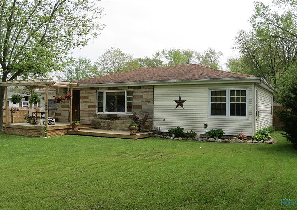 1st image of 205 Glenwood Dr