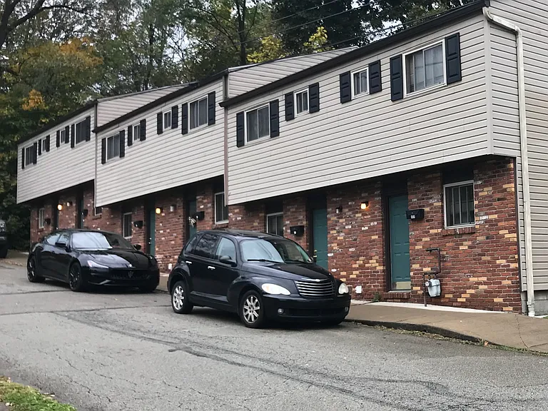 409 Brown Ave — Photo 8