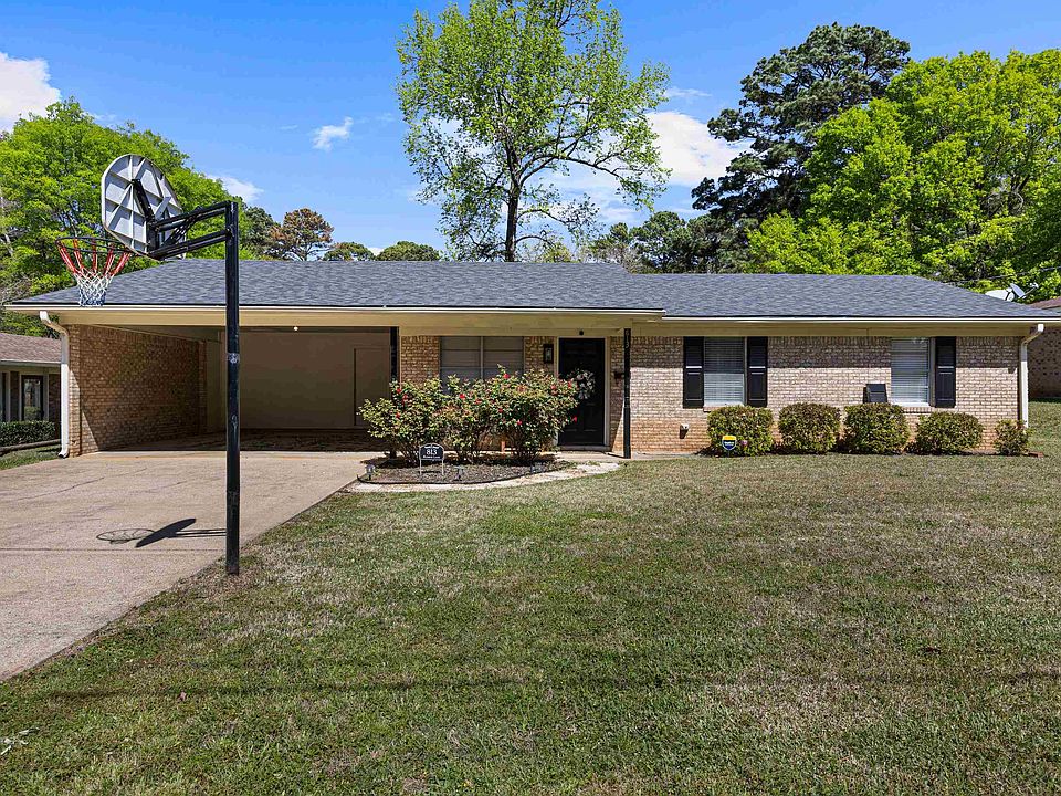 1st image of 813 Redbud Ln